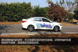 试驾北京现代名图