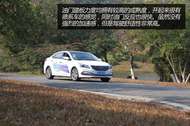 试驾北京现代名图