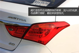 试驾北京现代名图