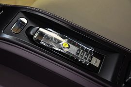 2014款宾利慕尚四季臻藏版-冬