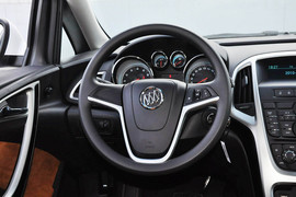 2014款别克英朗XT