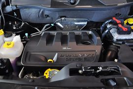 2014款Jeep自由客2.4L