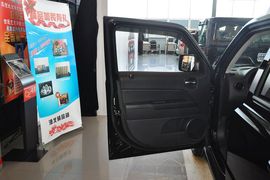 2014款Jeep自由客2.4L