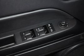 2014款Jeep自由客2.4L