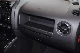 2014款Jeep自由客2.4L