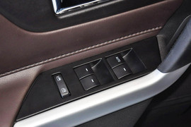 2012款福特锐界2.0T尊锐型