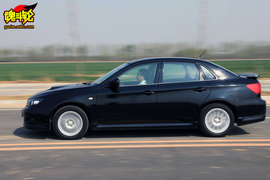 2009款斯巴鲁翼豹WRX试驾