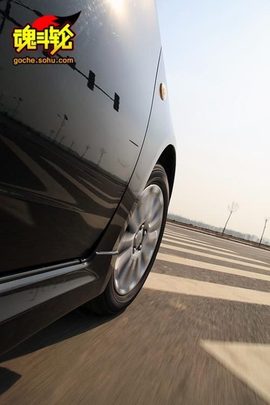 2009款斯巴鲁翼豹WRX试驾