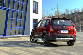 2013款东风风行景逸X5