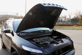 Jeep自由光2.4L西安实拍图