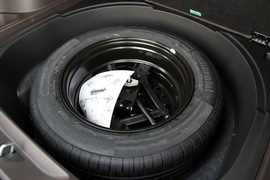 Jeep自由光2.4L西安实拍图