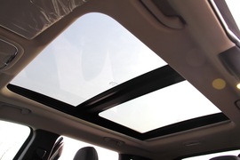 Jeep自由光2.4L西安实拍图