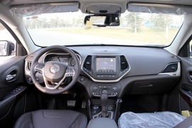 Jeep自由光2.4L西安实拍图