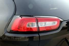 Jeep自由光2.4L西安实拍图