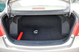 2013款北京汽车E130手动乐天型