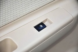 2013款北京汽车E130手动乐天型