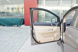 2013款北京汽车E130手动乐天型