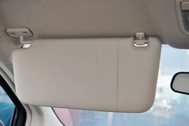 2013款北京汽车E130手动乐天型