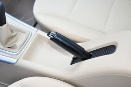 2013款北京汽车E130手动乐天型