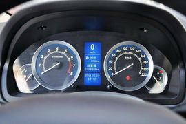 2013款北京汽车E130手动乐天型