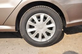 2013款北京汽车E130手动乐天型