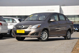 2013款北京汽车E130手动乐天型