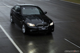 宝马325i
