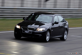 宝马325i