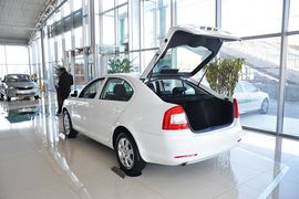 2014款斯柯达明锐1.6L手自一体逸致版