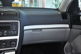 2014款斯柯达明锐1.6L手自一体逸致版