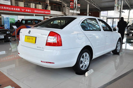 2014款斯柯达明锐1.6L手自一体逸致版