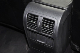 2012款大众迈腾旅行轿车2.0TSI