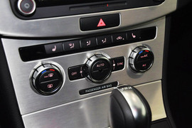 2012款大众迈腾旅行轿车2.0TSI