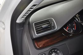 2012款大众迈腾旅行轿车2.0TSI