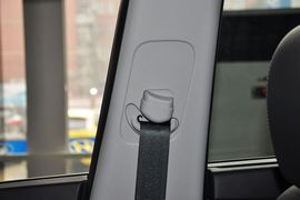 2013款现代全新胜达2.4L自动四驱智能型