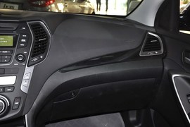 2013款现代全新胜达2.4L自动四驱智能型