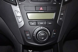 2013款现代全新胜达2.4L自动四驱智能型