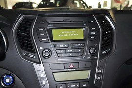 2013款现代全新胜达2.4L自动四驱智能型