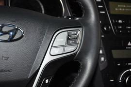 2013款现代全新胜达2.4L自动四驱智能型