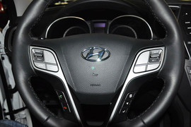 2013款现代全新胜达2.4L自动四驱智能型