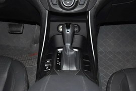 2013款现代全新胜达2.4L自动四驱智能型
