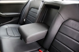 2014款一汽-大众新捷达1.6L自动豪华型深度试驾