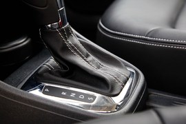 2014款一汽-大众新捷达1.6L自动豪华型深度试驾