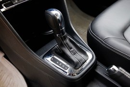 2014款一汽-大众新捷达1.6L自动豪华型深度试驾