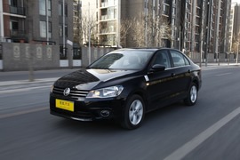 2014款一汽-大众新捷达1.6L自动豪华型深度试驾