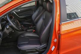 2017款奇瑞艾瑞泽5