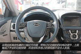 比亚迪秦实拍图解