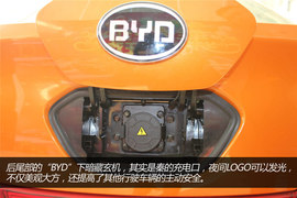 比亚迪秦实拍图解