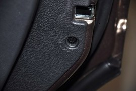 2013款现代全新胜达2.4L自动四驱尊贵型