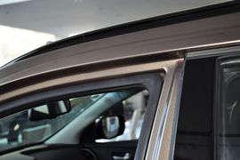 2013款现代全新胜达2.4L自动四驱尊贵型